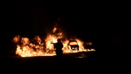 Mouscron - trois voitures en feu aux Blommes