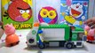 Lego City garbage truck with Peppa pig family as workers Peppa Pig - Dens, Ice Skating, Re