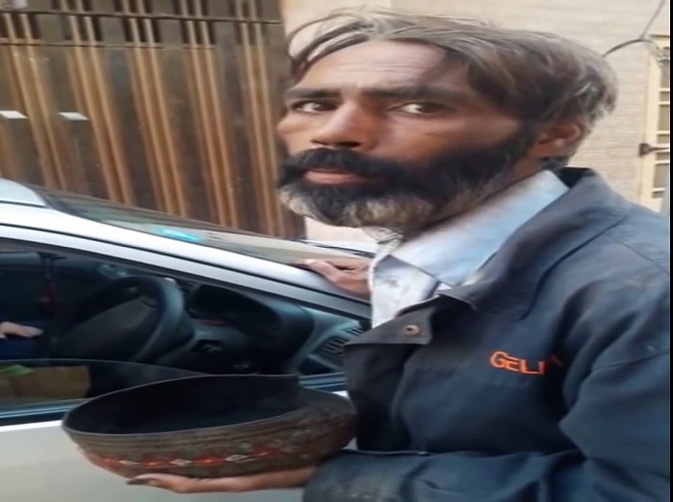 Educated Pakistani Beggar