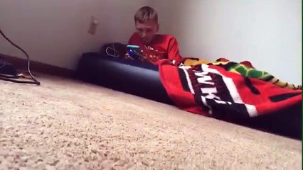 Hailee Steinfeld - Rock Bottom ft. DNCE