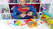 Superman en la vida real juega w/ Play Doh Panqueques y Waffles! A la hora del desayuno con Elsa &