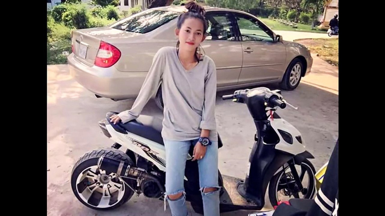 Thai កូនល្អស្តាប់ម៉ែ សិស្សពូកែស្តាប់គ្រូ
