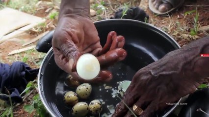 ĐÂY LÀ CÁCH ÔNG GIÀ ẤN ĐỘ CHẾ BIẾN TRỨNG CHIM CÚT