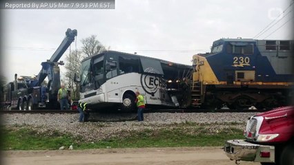 Train Hits Bus in Mississippi, Killing 4 Passengers 07.03.2017