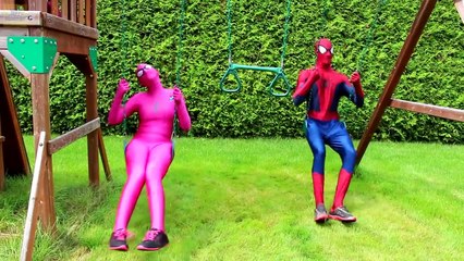 下载视频: Frozen Elsa’s POOL SURPRISE! w/ Spiderman Maleficent Pink Spidergirl Joker! Funny Superhero Video