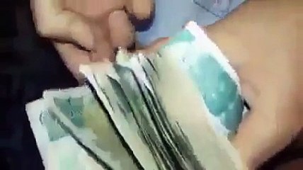 Beware of Fake Currency