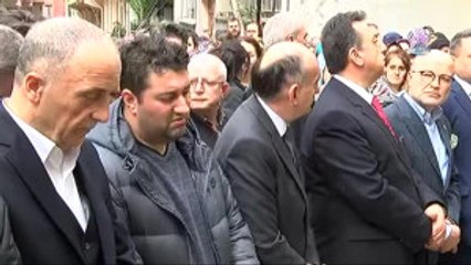 Otobüs Kazasında Hayatını Kaybeden Leyla Yalçın Son Yolculuğuna Uğurlanıyor