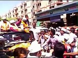 Live Video of Arvind Kejriwal Slapped By The Auto Wala In Delhi