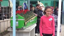 Bursa Kaza Kurbanı Elvan Mutlu Kadınlar Gününde Toprağa Verildi