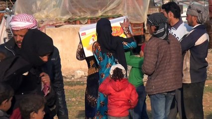 المدنيون يواصل الهروب من المعارك الدائرة شمال سوريا