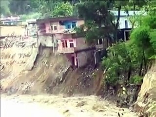 LIVE VIDEO OF HOUSES FALL IN RIVER IN UTTRAKHAND RAIN