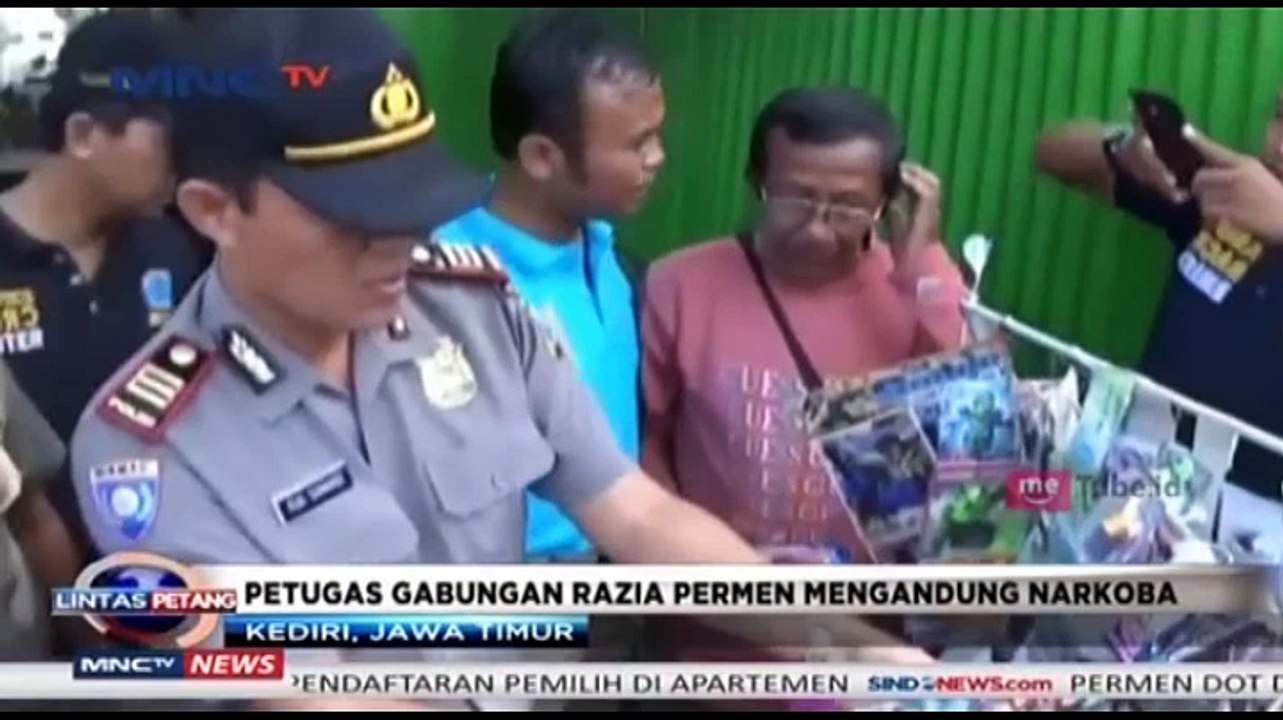 Petugas Gabungan Razia Permen Mengandung Narkoba