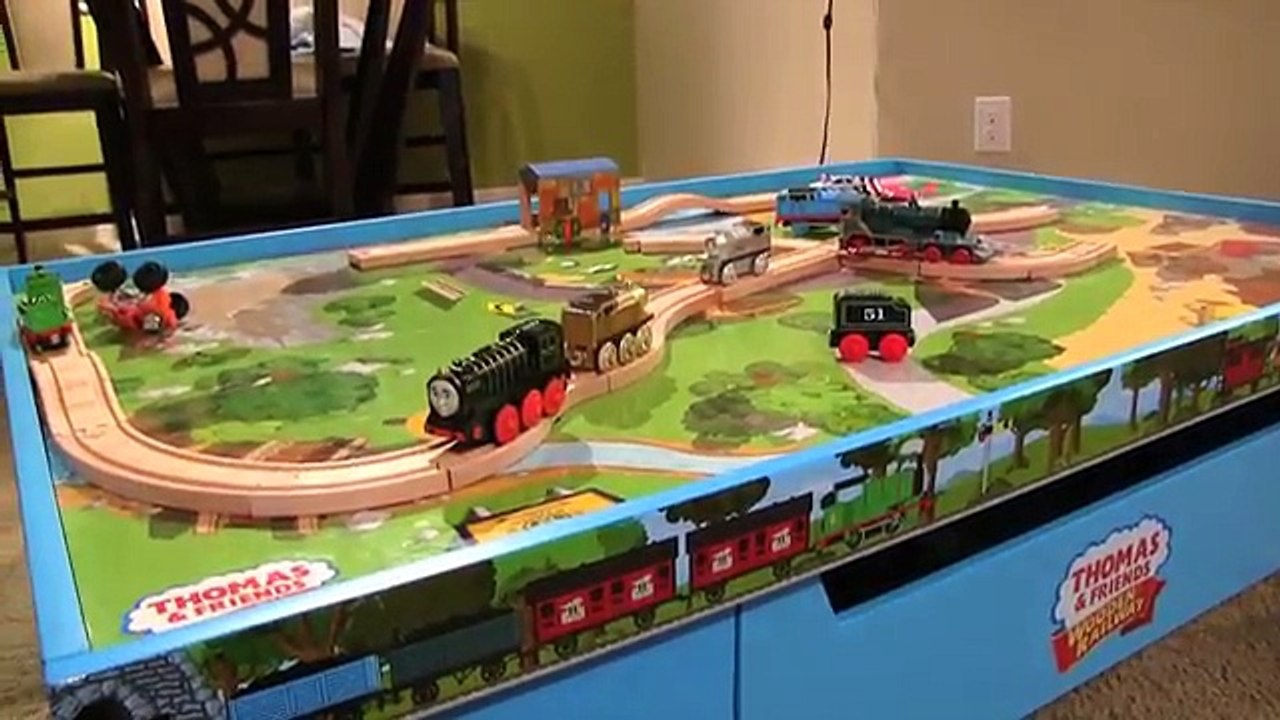 SML Short: Bowser Juniors Nerf War!