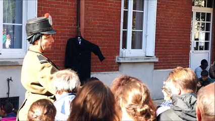 Cie Bouche à Bouche - Tentative(S) de Résistance(S) 2016 - Festival des Vendanges de Suresnes