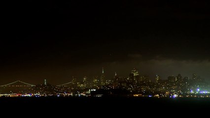 City skyline (time lapse)-gchJ_4cHwgg-HD