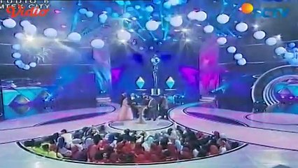 Prilly Masih Sendiri, Aliando Cari Kebahagiaan Hati - Hot Shot