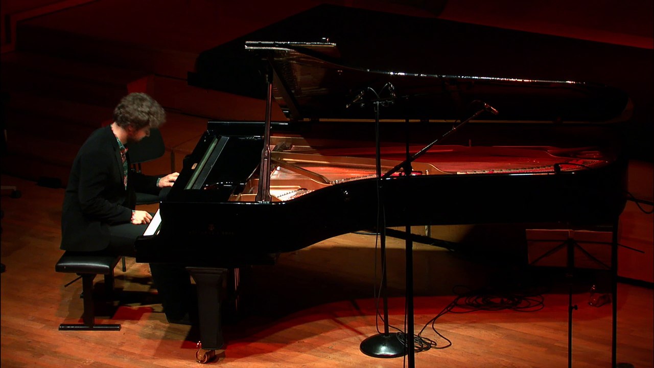 Edvard Grieg : Pièces lyriques op. 54 n° 6 « Sonnerie de cloches » par Lukas Geniusas