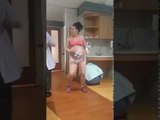 Mom Dances Her Way Through the Pain While in Labor