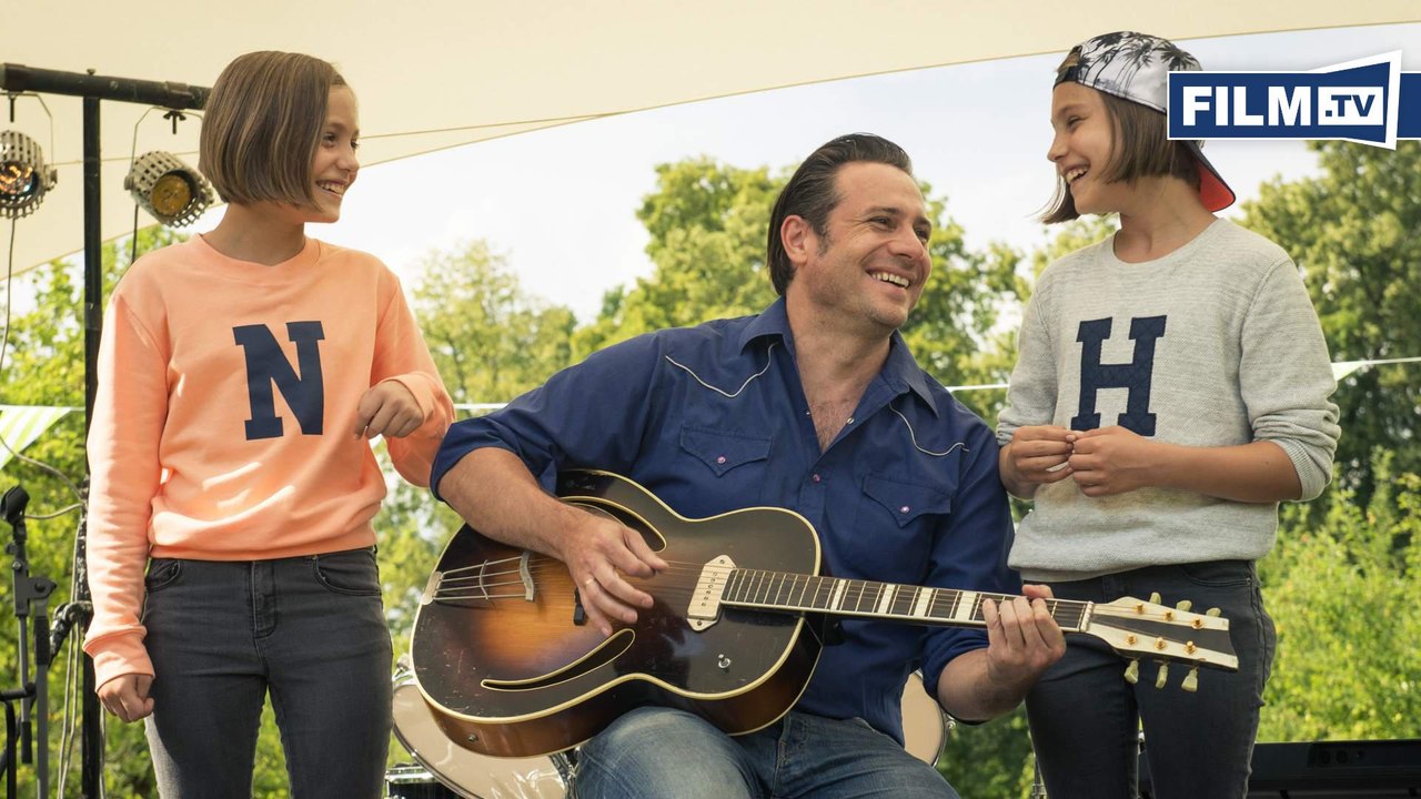 HANNI & NANNI - MEHR ALS BESTE FREUNDE Trailer German Deutsch (2017) HD