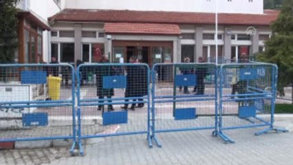 Darbeci Askerlerin Tanığı Tehdit Ettiği Iddiası