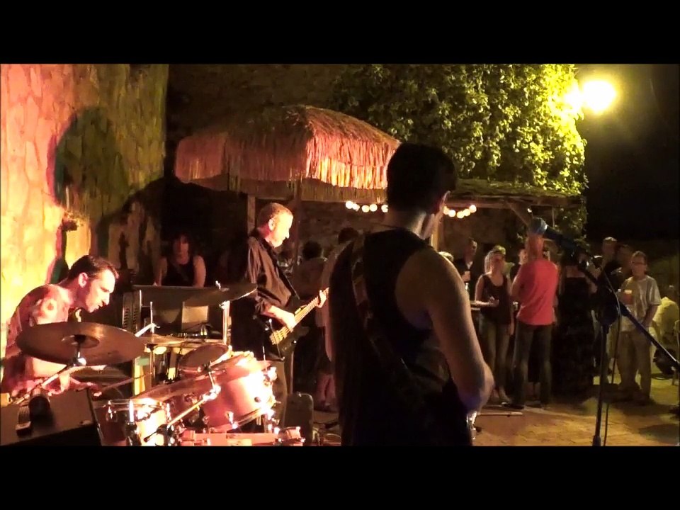 Redhouse Villelongue d'Aude 2016