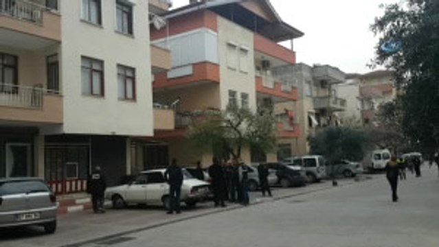 Antalya'da Kadınların 'Feminist Gece Yürüyüşü'ne Polis Engeli