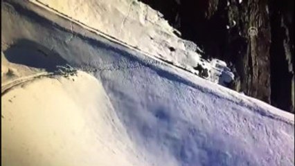 Şemdinli'de Iki Patlayıcı Düzeneği Imha Edildi - Hakkari