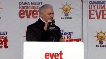 Başbakan Yıldırım: "Ana Muhalefet Gençlerin Siyasete Girmesini Kıskanıyor Musun?"