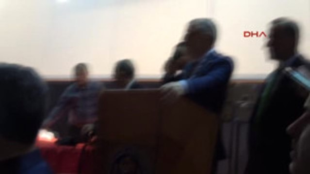 Ümit Özdağ ve Yusuf Halaçoğlu Nun Konuşma Yapacağı Salonda Olay Çıktı