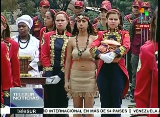 Presidente venezolano rinde tributo a tres heroínas