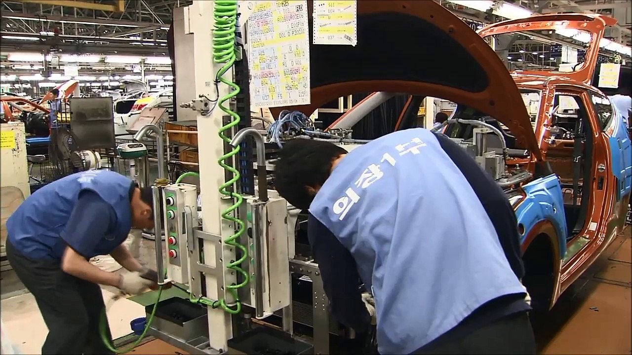 Hyundai Veloster Production