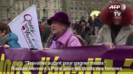 Manifestation pour les droits des femmes à Paris
