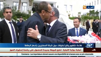 شلغوم يفتح تحقيقات حول شبكة المضاربين بأسعار البطاطا..!!