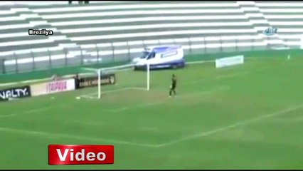 Çıldırtan gol: Santradan ağları buldu