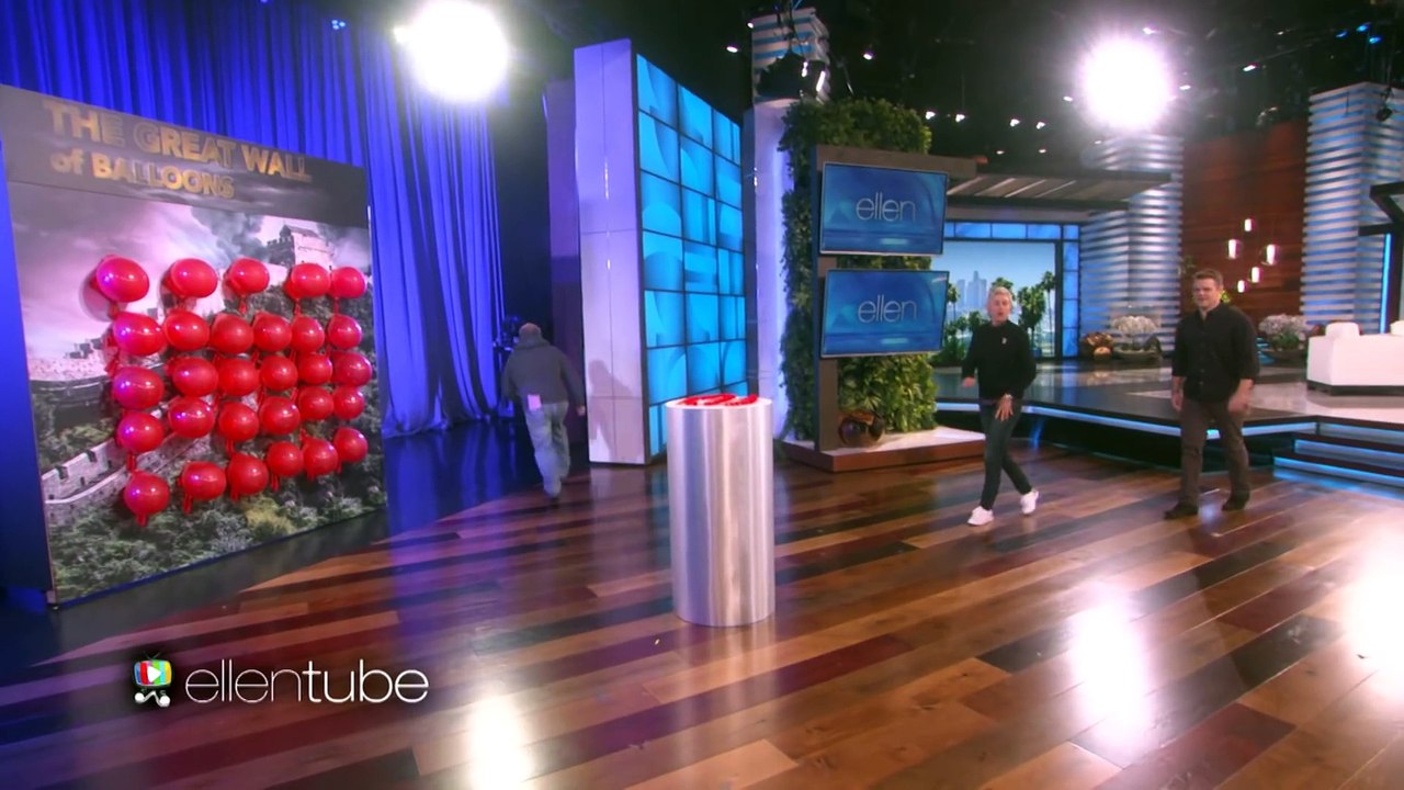 Matt Damon Shows Off His Sharp Dart Skills