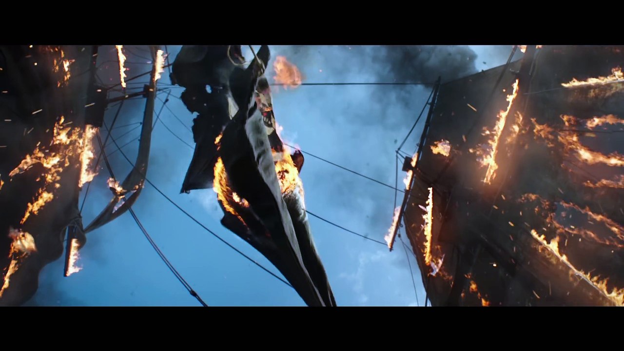 EXCLUSIVE! 'Pirates of the Caribbean- Dead Men Tell No Tales' Trailer
