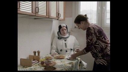 La comunidad de los corazones rotos - Tráiler Español HD [1080p]