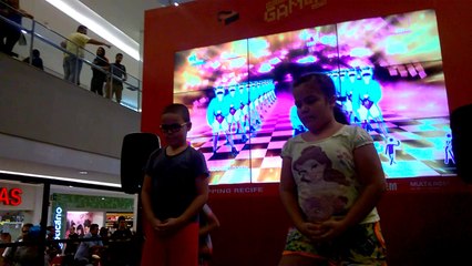 FERNANDA COM THÁBATTA, RAPHAELL E OSMILTON NO SHOPPING RECIFE-PE, DANÇANDO NO GAME 07/03/2017