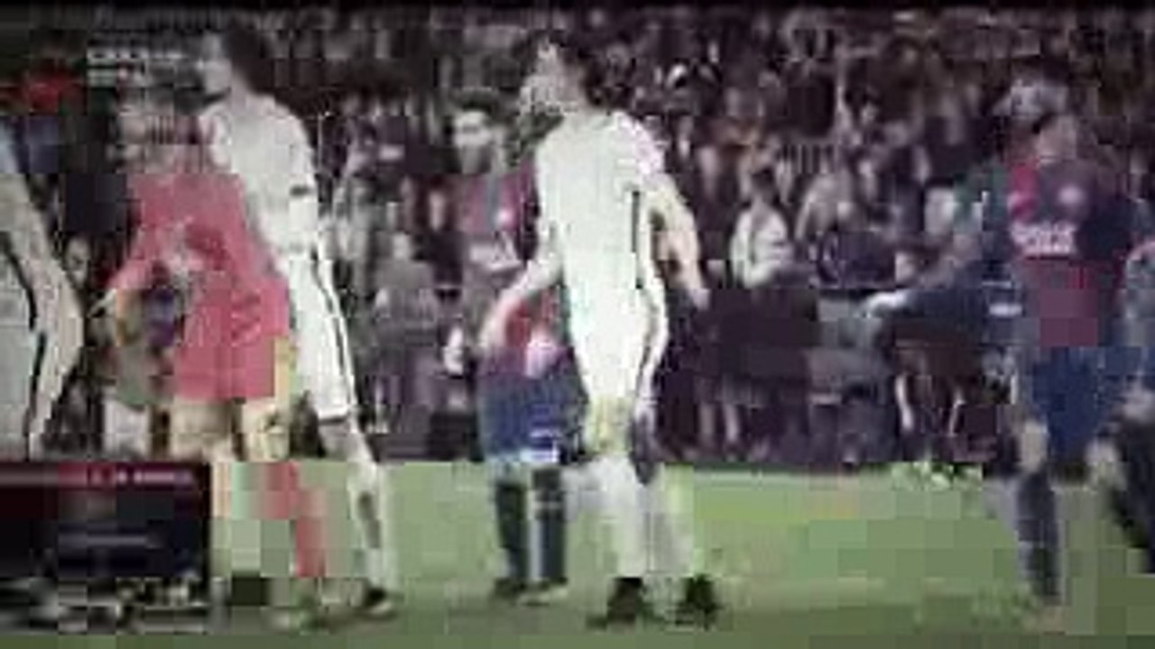 Lionel Messi crazy celebration after the winning goal Barcelona vs PSG 03 09 2017 - YouTube