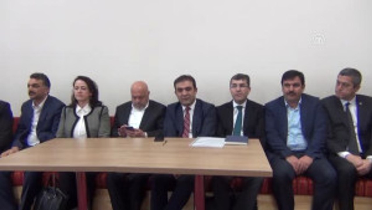 Anayasa Değişikliği" Istişare Toplantısı - Hak-Iş Başkanı Arslan