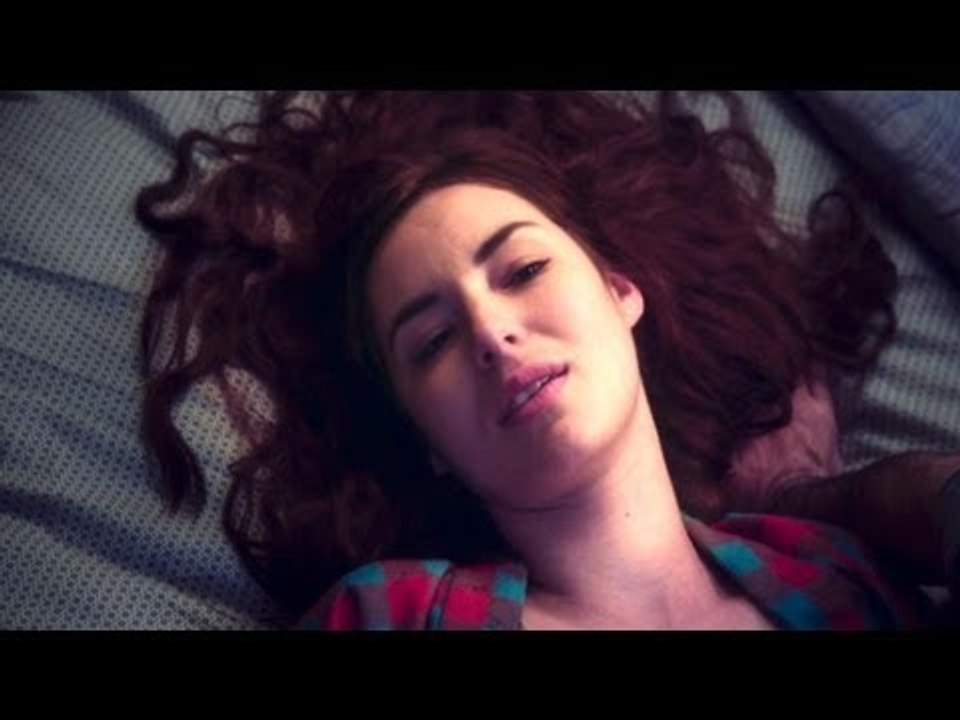 TIREZ LA LANGUE MADEMOISELLE Bande Annonce (Louise Bourgoin - 2013)