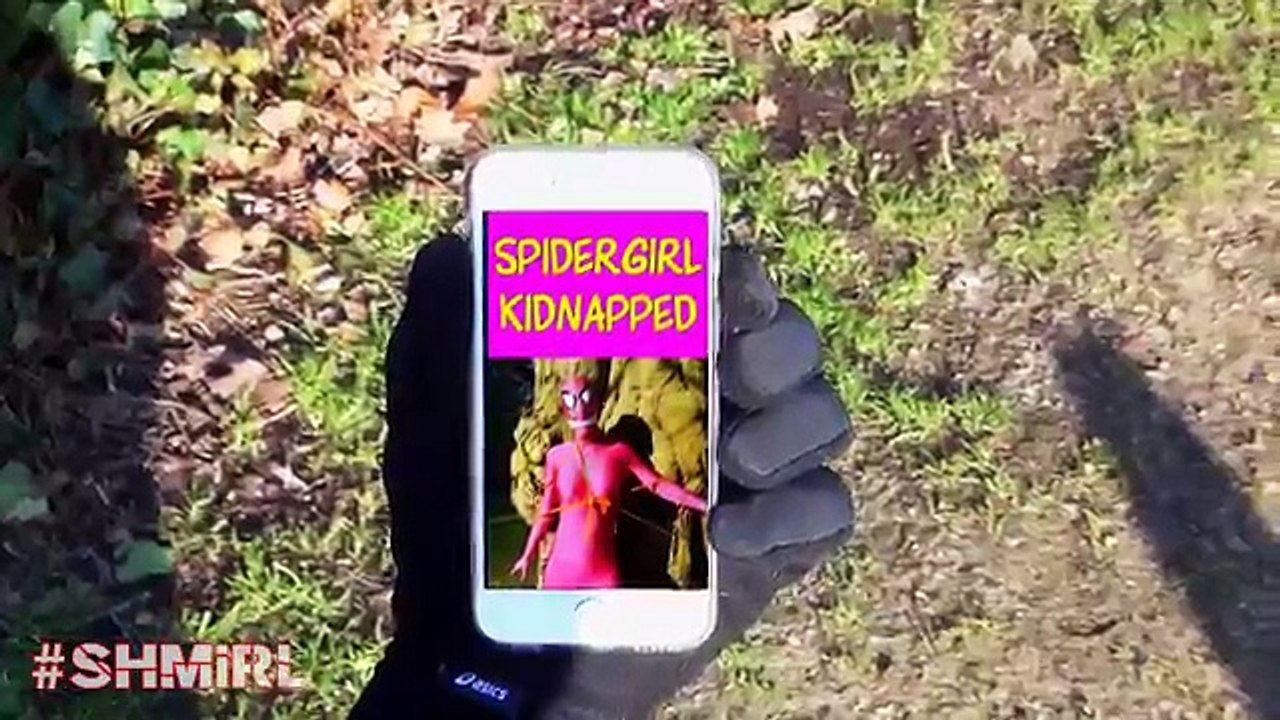 Spidergirl Kidnapped by Mobster - Spiderman vs Spidergirl Amazing Superheroes in Real Life