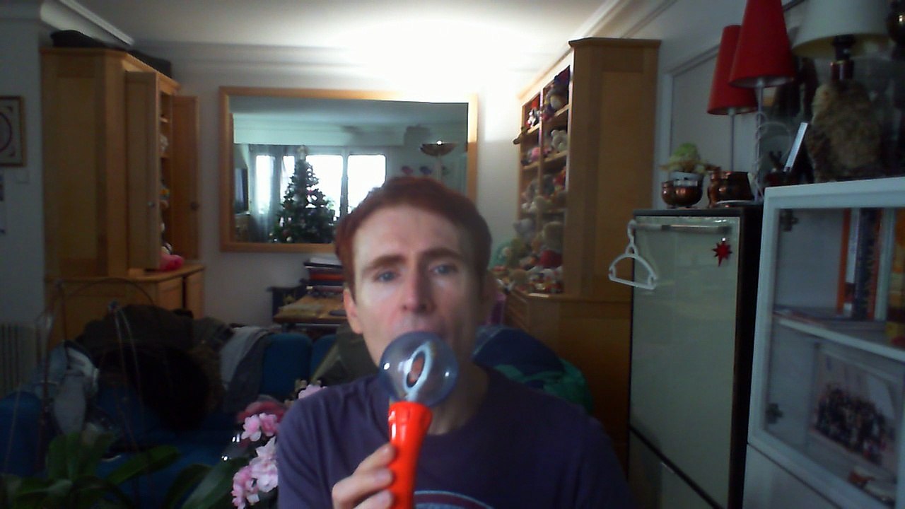 Wiwi égratigne "blue ocean" de Jaden & Willow Smith