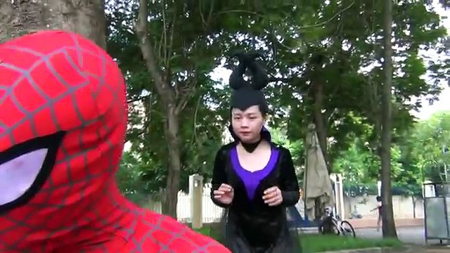 Рок-группа SpIDer Girl Vs Харли Квинн Funny Sick prank spiderman vs vs Doctor Frozen Elsa and Fraz