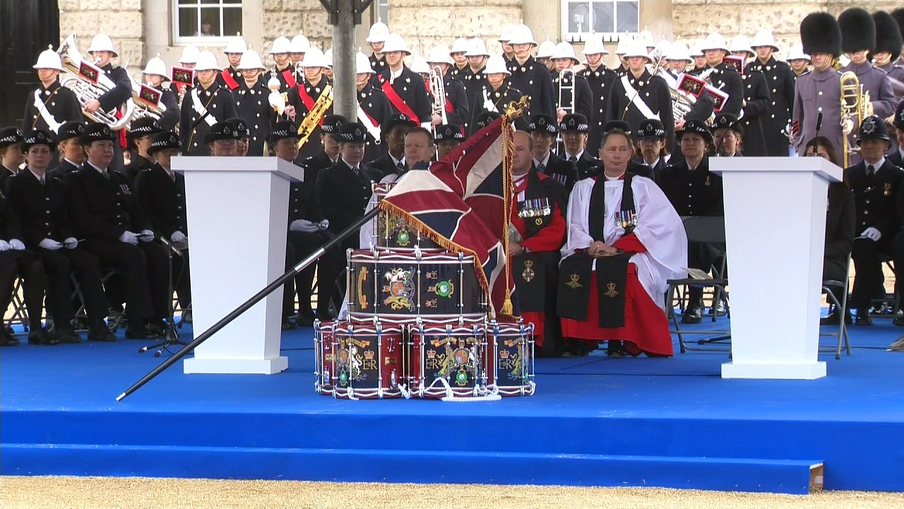 Royals lead tributes to those who served in Iraq and Afghanistan