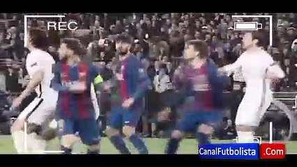 L'incroyable communion de Messi avec le public après le 6e but !