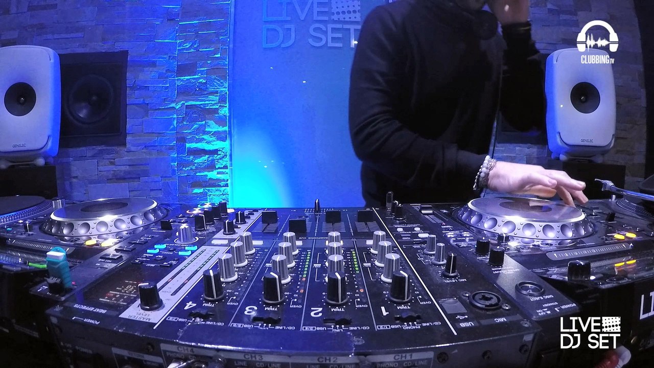Live DJ Set with Julio Red - Brique Rouge Residency