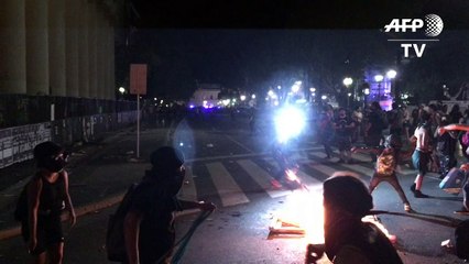 Marcha pelo Dia da Mulher termina em confronto na Argentina