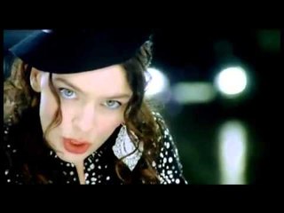 Nil Karaibrahimgil - Organize İşler Bunlar (Official Video)