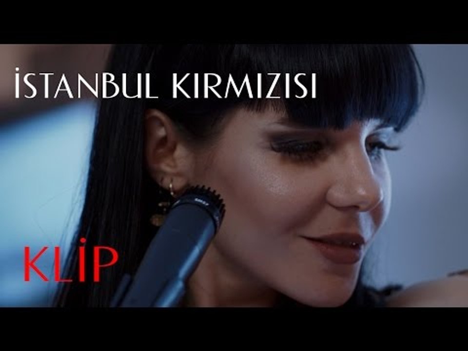 İstanbul Kırmızısı | Gaye Su Akyol - Kırmızı Rüyalar Klip